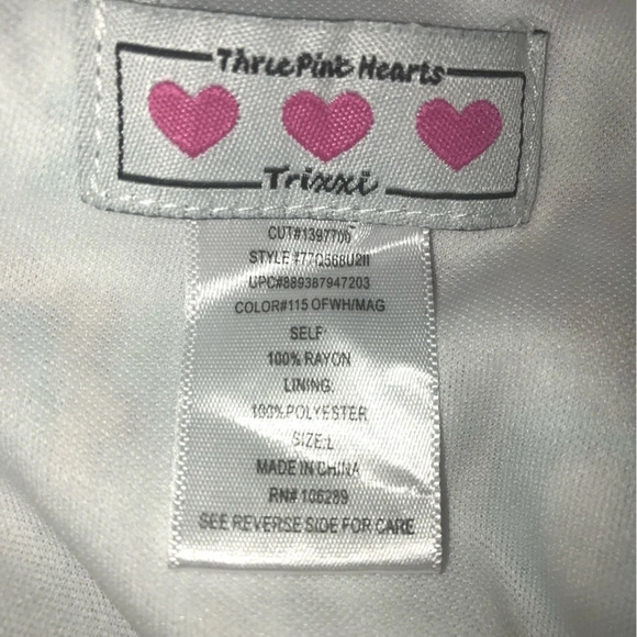 $9 Sale Trixxi Sleeveless Top Floral White Lined Back Cutout Button Embroidered - Picture 10 of 13